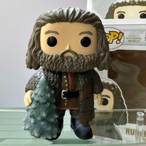 Funko POP Harry Potter Holiday Hagrid Vinyl Figure - 6 inch